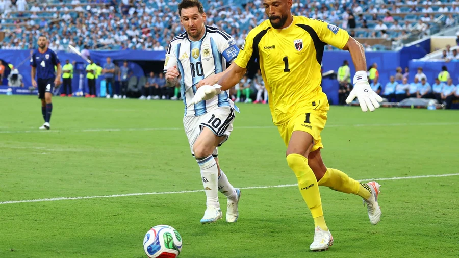 Football story: A World Cup hero has caught Messi&rsquo;s eye